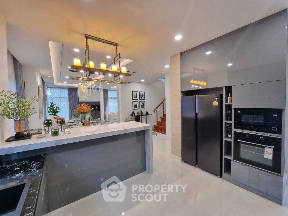 รูป บ้าน 6 ห้องนอน ขนาด 650 ตร.ม. ที่ Perfect Masterpiece Sukhumvit 77 (ID 1710000) - รูปที่ 11/29