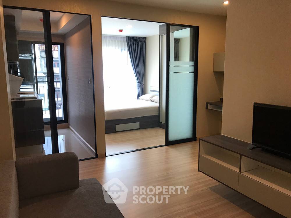 รูป คอนโดหนึ่งห้องนอน ขายที่ Knightsbridge Sky City Saphan Mai (ID 385632) - รูปที่ 3/7
