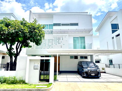 Houses for rent DONKI Mall Thonglor   : Near Sukontasawat Market 800 m. 56 sq m. 282 sq m. Ekkamai-Ramintra 4 bedrooms 4 bathrooms The Walk Kaset Nawamin 900 m. Sukontasawat, 3-story