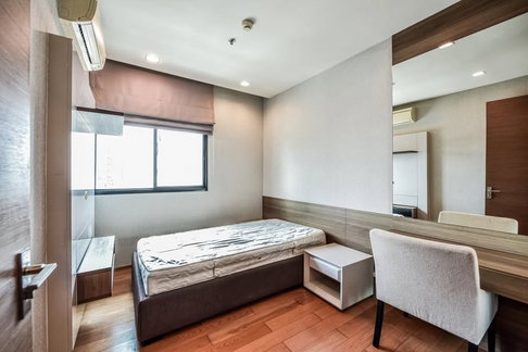 Condo for Rent at The Address Sathorn (D6908011)