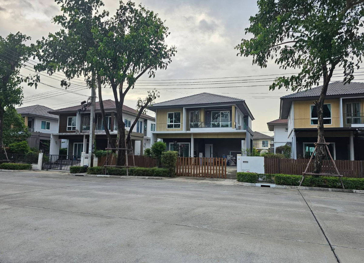 รูป บ้านเดี่ยวขาย | หมู่บ้านพฤกษ์ลดา สุวรรณภูมิ 💰 ราคาขายเพียง 6,600,000 บาท - รูปที่ 2/12