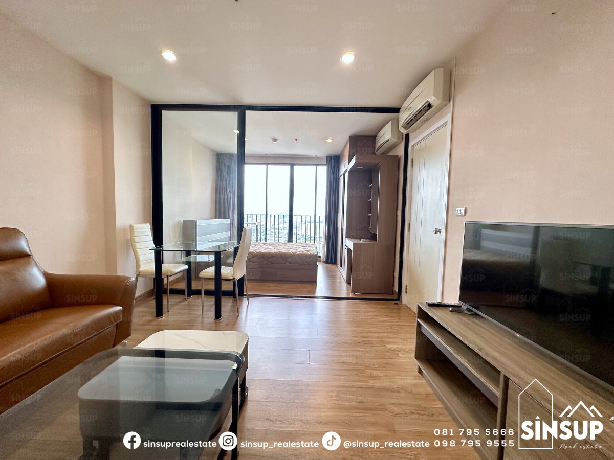 รูป 📌 ให้เช่าคอนโด 𝐓𝐡𝐞 𝐓𝐫𝐞𝐞 𝐈𝐧𝐭𝐞𝐫𝐜𝐡𝐚𝐧𝐠𝐞 ชั้นสูง วิวโล่ง เฟอร์ครบ พร้อมเข้าอยู่! - รูปที่ 2/10