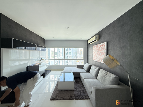 Room available, great price PG Rama 9 Condominium near MRT Rama 9 Station