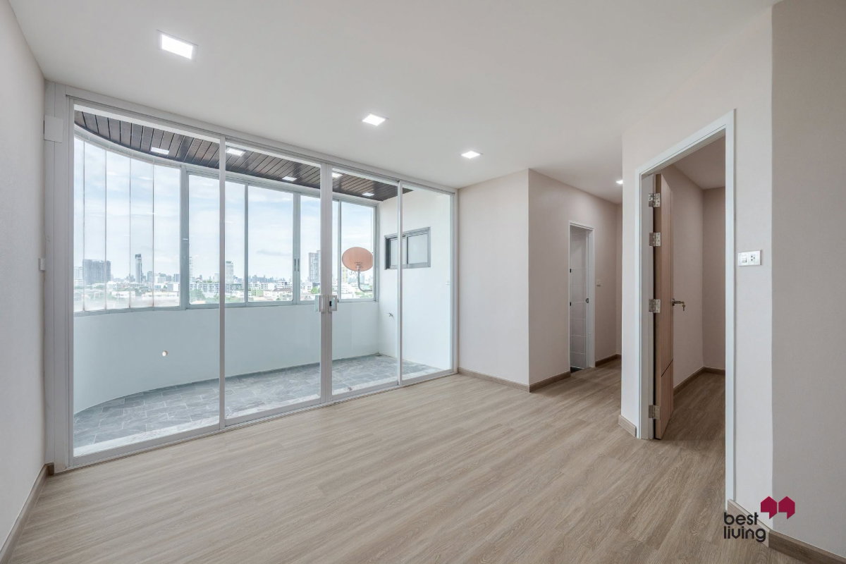 Pisawit Tower ห้องใหญ่ 2 ห้องนอน ใกล้ BTS พหลโยธิน 24