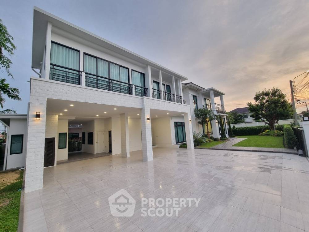รูป บ้าน 6 ห้องนอน ขนาด 650 ตร.ม. ที่ Perfect Masterpiece Sukhumvit 77 (ID 1710000) - รูปที่ 29/29