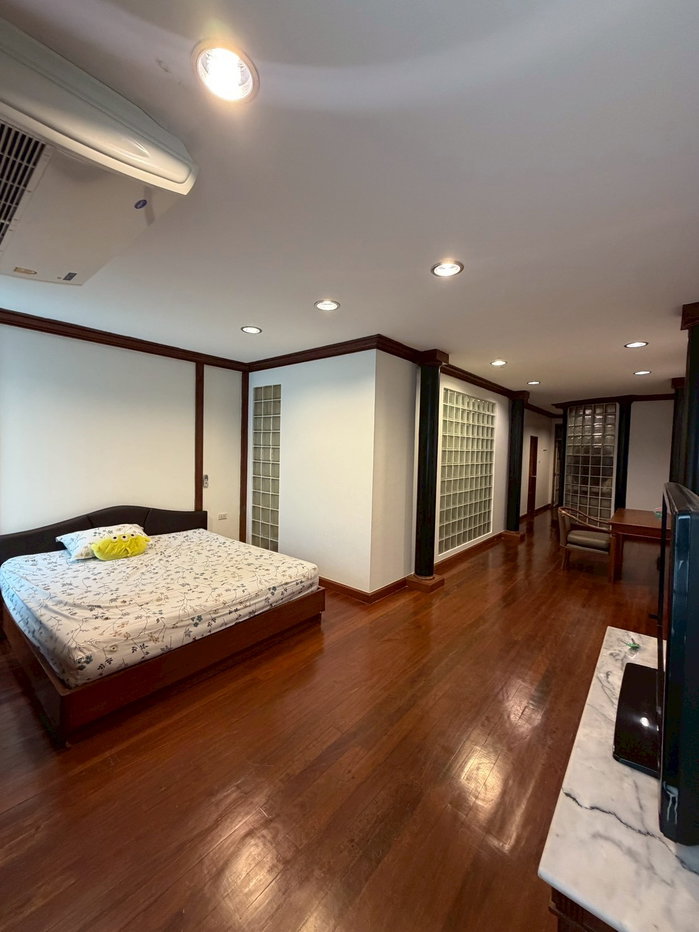 รูป ปล่อยเช่าบ้านพร้อมอยู่ติดห้างCentral Pinklaoพร้อมเฟอร์นิเจอร์ครบ  - รูปที่ 10/28