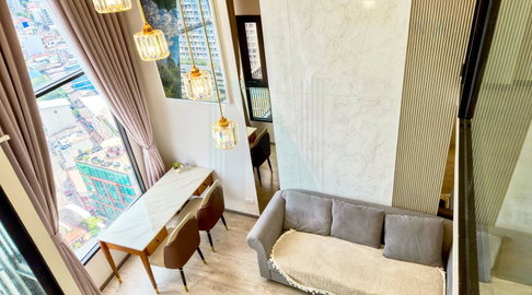 🔺 ให้เช่าคอนโด โซโห​ แบงค็อก​ รัชดา อาคาร 1 ชั้น 19 Duplex ขนาด 38 ตรม ใกล้ MRT ห้วยขวาง