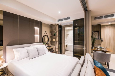 🏷 P-1739 | FYNN Sukhumvit 31 : ฟินน์ สุขุมวิท 31 คอนโดหรู Low-Rise วิวสระ ใกล้ MRT สุขุมวิท 27,000 บ. | Line ID: @easycondoplus | 099-229-6397