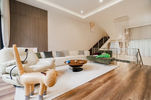 The Park Lane Sukhumvit 105 4 bedrooms, for sale