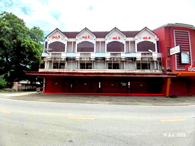 Shophouses for sale Lamphang : SHOP HOUSE 72 Sq.w. Muang Lampang Lamphang for 9.6M