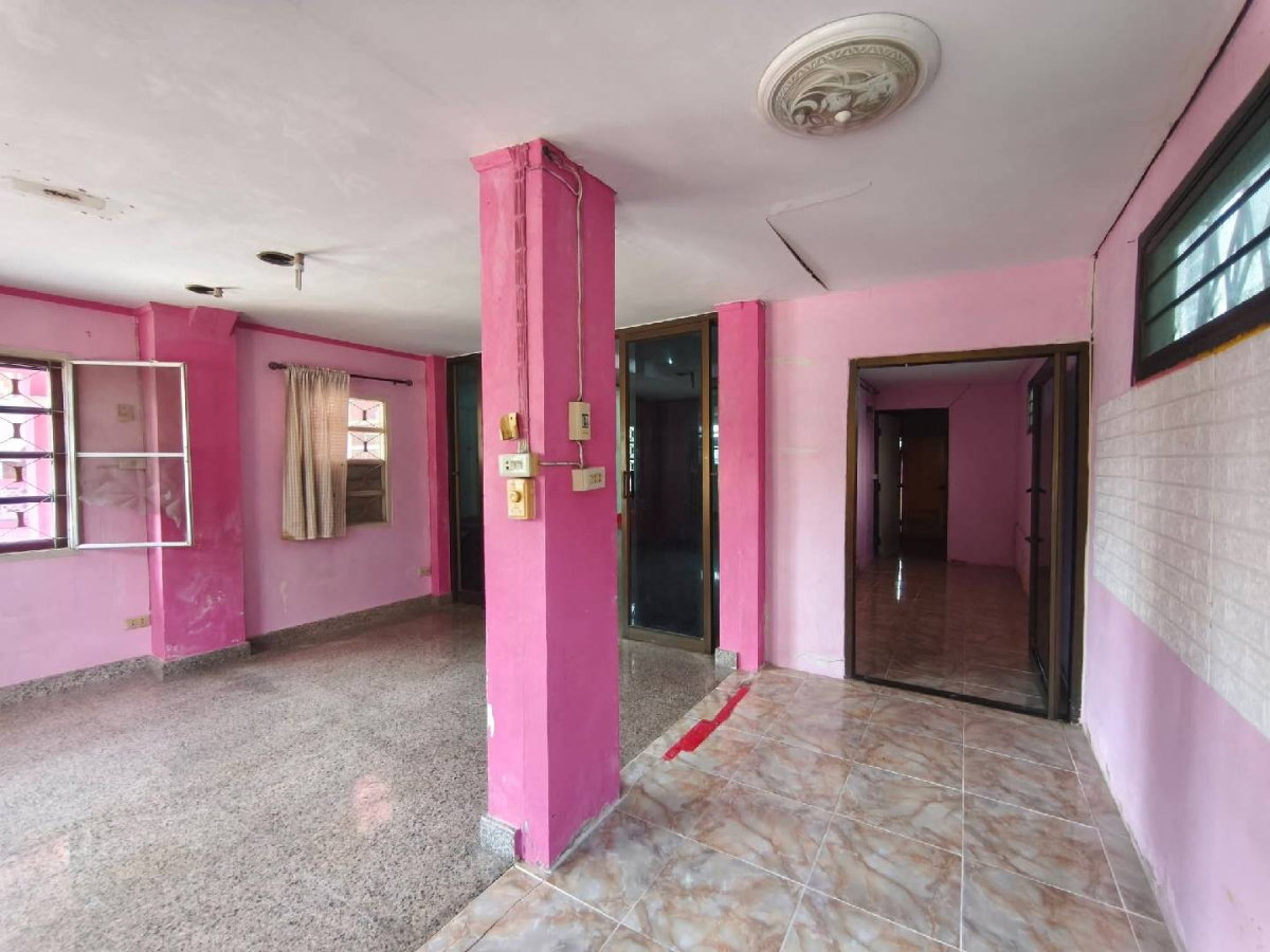 รูป 🔥 บ้านเดี่ยวหลังใหญ่ พุทธมณฑลสาย 2 – บางแค เหลือเพียง 4.29 ล้านบาท! 🏡 - รูปที่ 38/41