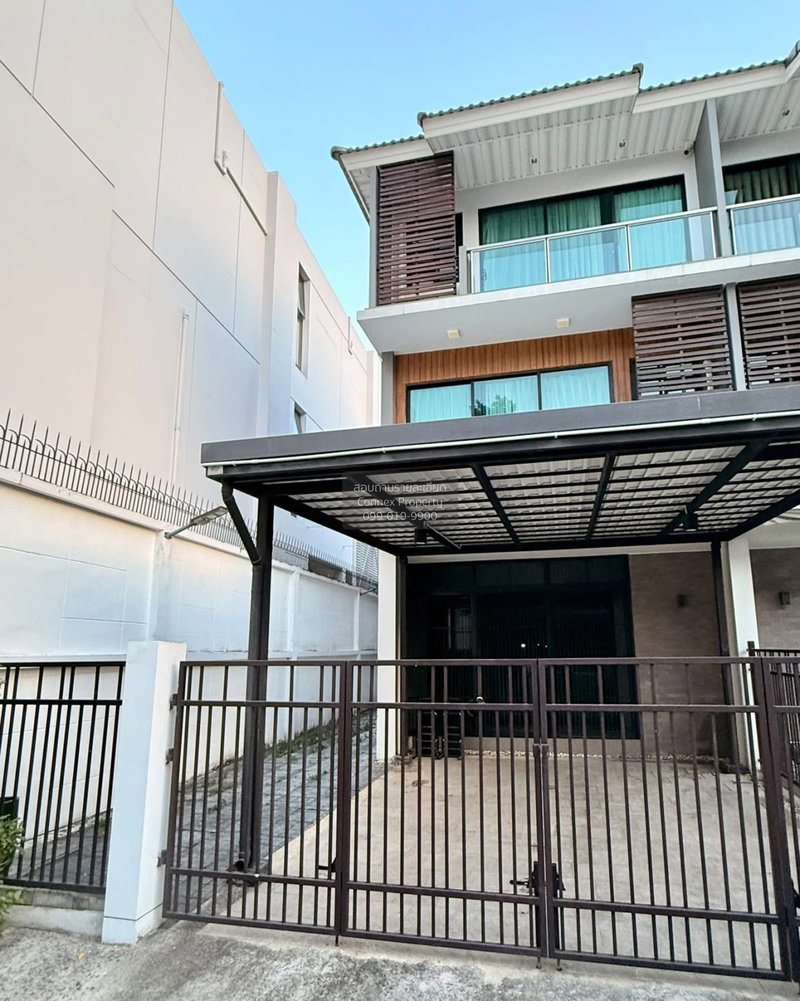 Houses for sale : For Sale House , Supalai Essence Ladprao , corner unit , wide frontage , MRT-Ladprao 101 , Khlong Chan , Bang Kapi , Bangkok , CX-166858 ✅ Live chat with us ADD LINE @connexproperty ✅