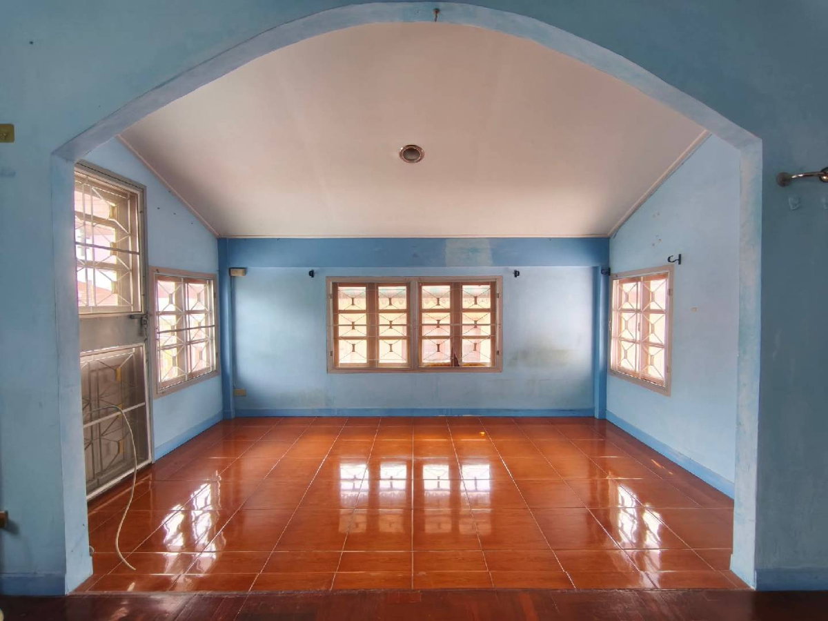 รูป 🔥 บ้านเดี่ยวหลังใหญ่ พุทธมณฑลสาย 2 – บางแค เหลือเพียง 4.29 ล้านบาท! 🏡 - รูปที่ 4/41