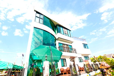 เช่าบ้านเดี่ยว เทศบาลตำบลดอนแก้ว :  🏡 ให้เช่าบ้านเดี่ยว 3 ชั้น ติดแม่น้ำปิง  #AHD-H1357 