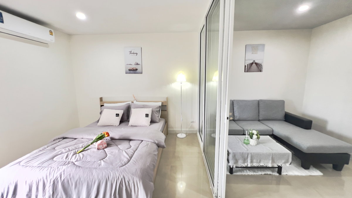 รูป ขายคอนโด Regent Home 2 ซ.พหลโยธิน 67/1 รีโนเวทใหม่ พร้อมเข้าอยู่ ใกล้ BTS สายหยุด ราคาเพียง 1,249,900 บาท - รูปที่ 3/16