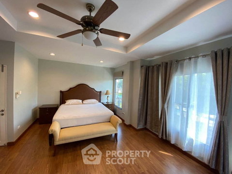Spacious 4-BR House At THE CENTRO Sukhumvit 113 (ID 3162077)