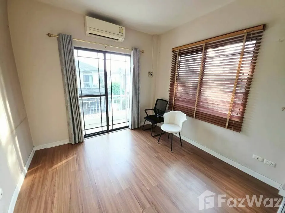 รูป ขาย บ้านเดี่ยว 6 ห้องนอน ในโครงการ มัณฑนา เลค วัชรพล 6656865 - รูปที่ 6/28