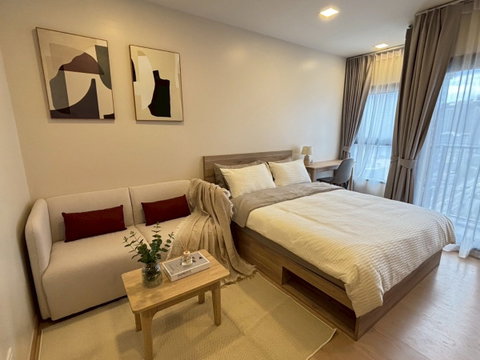 For Rent - The Base Urban Rama 9, brand new room in Bangkok, beautiful decoration, nice condo facilities, near shopping malls, add line: rebecca.w77