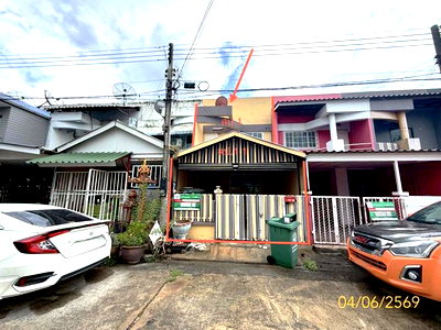 Townhouses for sale Thanyaburi Pathumthani : TOWN HOUSE 16.7 Sq.w. Thanyaburi Pathumthani for 970,000