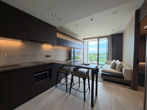 Condo for Rent in Na Jomtien, Private Beachfront, Direct Beach Access, 1 Bedroom, Front Project View
