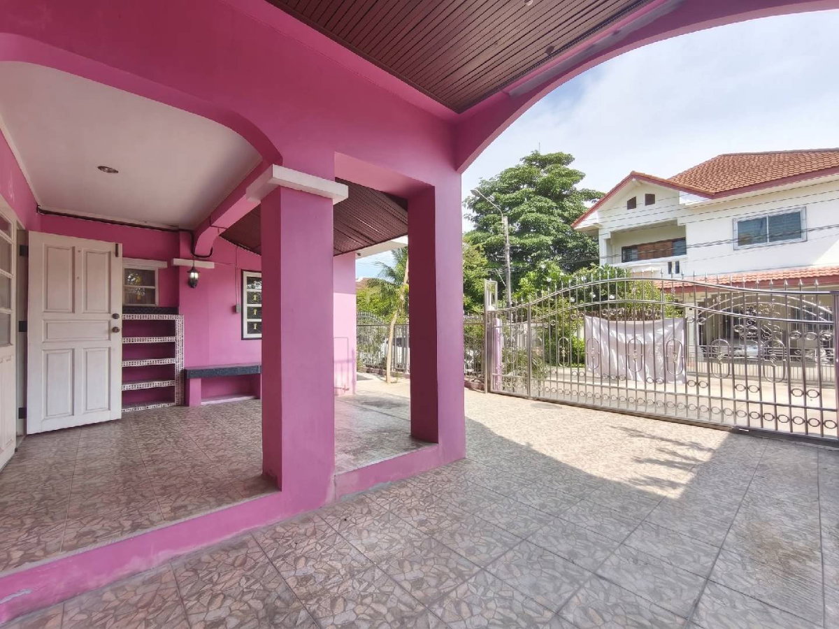 รูป 🔥 บ้านเดี่ยวหลังใหญ่ พุทธมณฑลสาย 2 – บางแค เหลือเพียง 4.29 ล้านบาท! 🏡 - รูปที่ 2/41