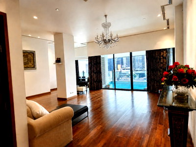 ขายคอนโด : 🏙️ ขาย Luxury Residence พร้อม Private Pool ใจกลางสุขุมวิท  |  Le Raffine Sukhumvit 39