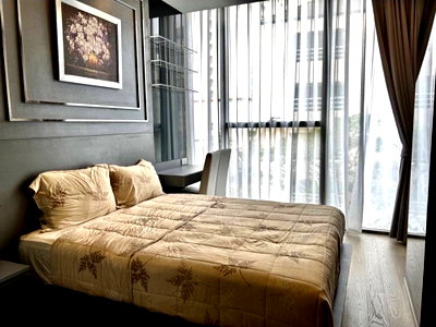 คอนโดให้เช่า : Call : 089-926-7665 Condo Ashton Residence 41 ใกล้ BTS พร้อมพงษ์ ห้องใหญ่พิเศษ 135 ตารางเมตร 3 ห้องนอน 3 ห้องน้ำ วิวสระ ชั้น6 ตกแต่งครบ