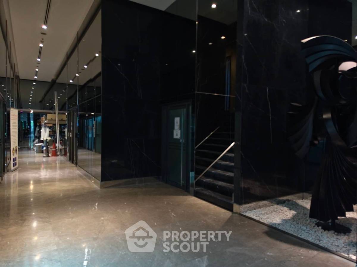 รูป คอนโด 2 ห้องนอน Rhythm Sukhumvit 36-38 ใกล้ BTS ทองหล่อ (ID 3167227) - รูปที่ 3/5