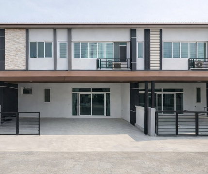 Rat Phatthana. Potential location in Ramkhamhaeng. Townhouse for rent, 2 floors, functions, 3 bedrooms, 3 bathrooms, Mistine intersection, 450 m.,