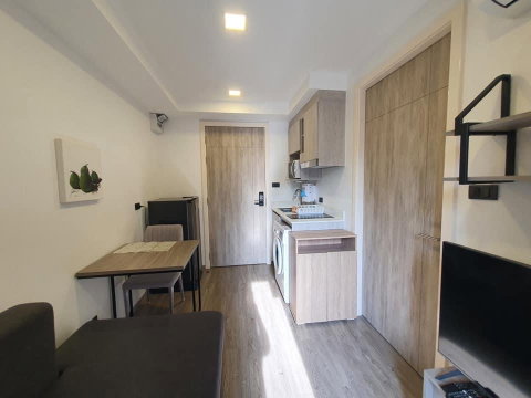 🏙️✨ FOR RENT: Na Veera Phahon–Ari  📩 Interested in this room? Screenshot or copy the link and send us via Line for more details & room viewing.  