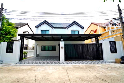 ขายบ้านเดี่ยว : 📌 ขายบ้านเดี่ยว โครงการ เดอะมาสเตอร์ รอยัล สวนหลวง ร.9 2 ชั้น 5 ห้องนอน 3 ห้องน้ำ