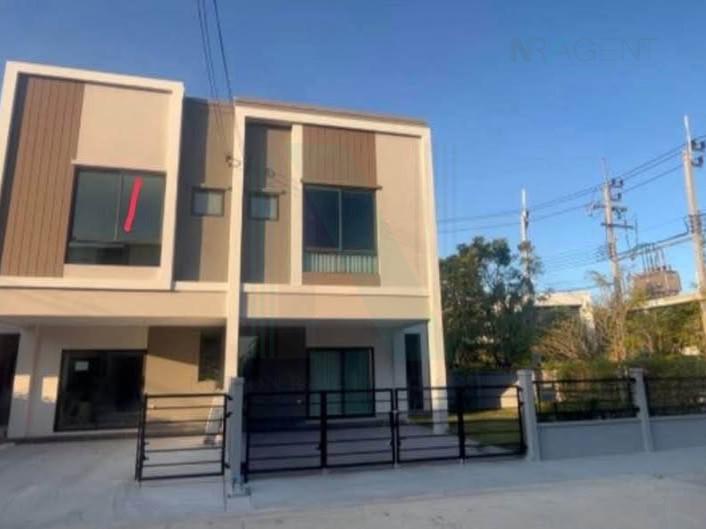 Townhouses for sale : 📌 For Sell Town house PLENO SUKHUMVIT - BANGNA 3 2-story 3 bedroom 3 bathroom