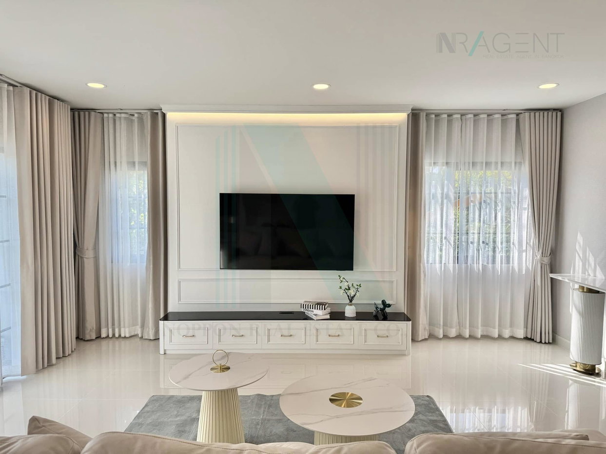 รูป 📌 ขายบ้านเดี่ยว โครงการ เซนโทร บางนา 2 ชั้น 4 ห้องนอน 5 ห้องน้ำ - รูปที่ 2/8