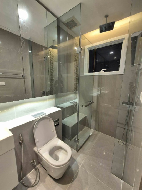 picture The Saint                   Residences - 7/10