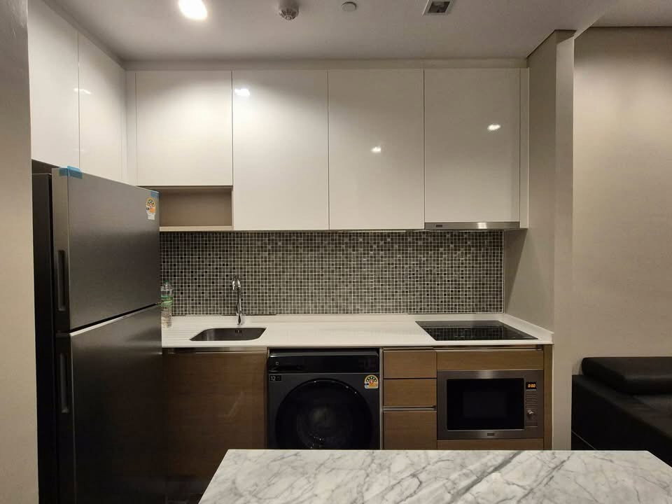 picture The Saint                   Residences - 3/10