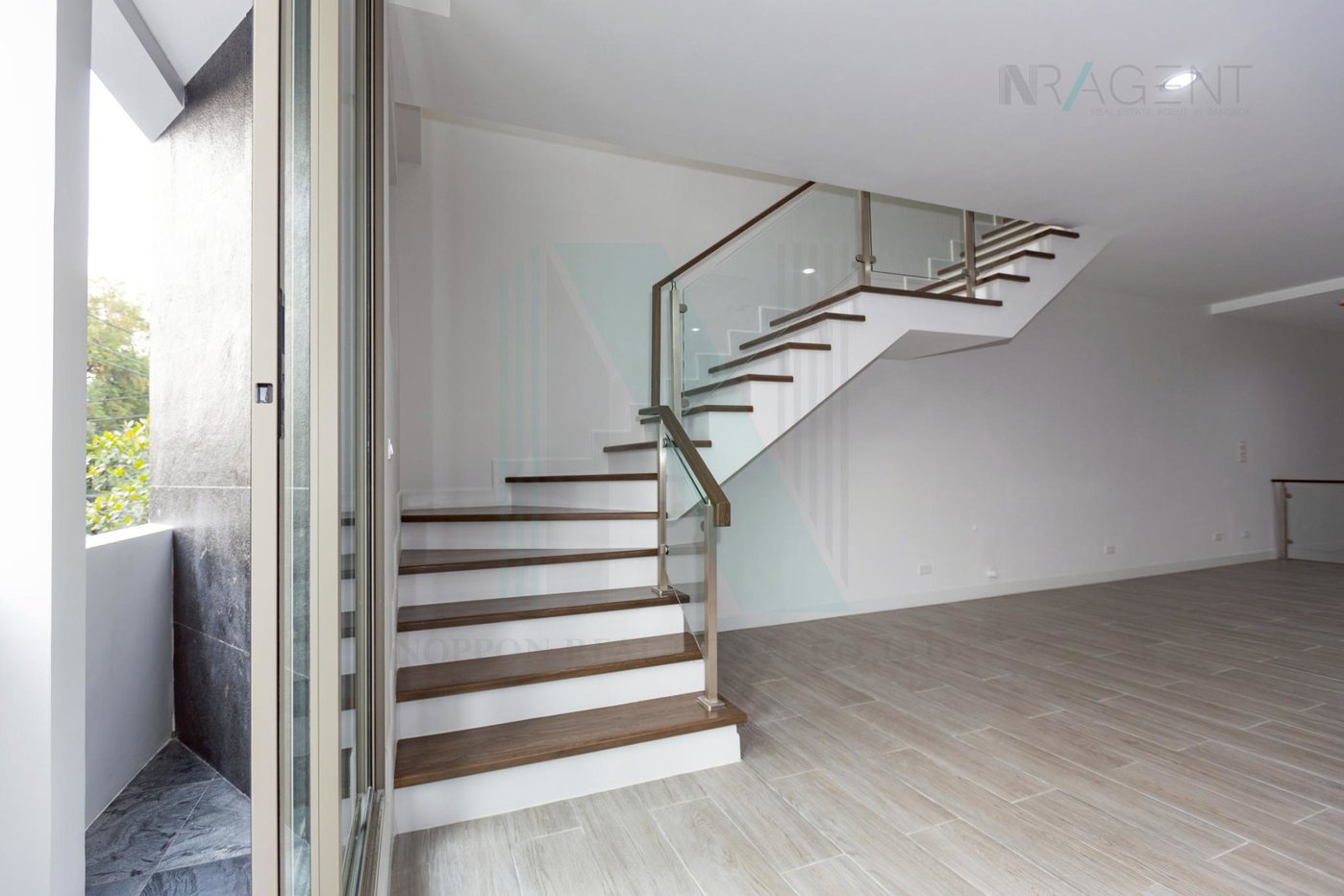 รูป 📌 ขายบ้านเดี่ยว โครงการ ซิมมิทรี เกษตร-นวมินทร์ 4 ชั้น 3 ห้องนอน 4 ห้องน้ำ - รูปที่ 7/8