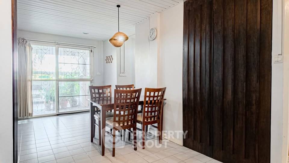 รูป คอนโด 2 ห้องนอน ขนาด 112 ตร.ม. ใน Modern Home Place สวนหลวง (ID 3168437) - รูปที่ 15/21