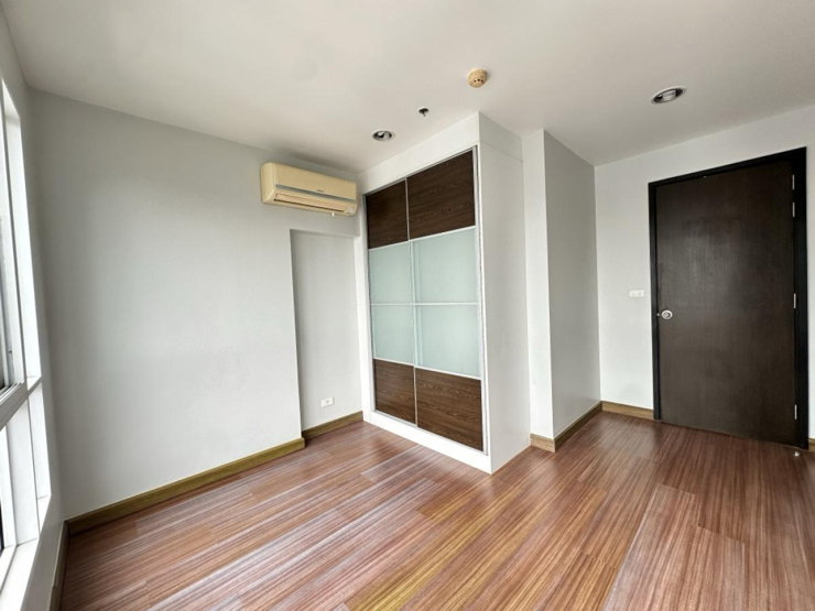 รูป ขายด่วน Diamond Ratchada Condo 2 ห้องนอน 2 ห้องน้ำ 60 ตรม  ราคา 4.99 ล้านบาท - รูปที่ 4/11