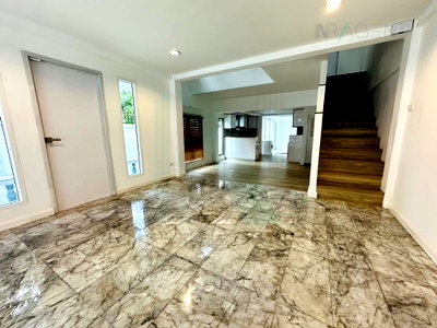 Townhouses for rent Boromarajonani College Of Nursing Bamrasnaradura : 📌 For Rent 3-story Townhouse MOO BAAN KRET KAEW 5 2 bedroom 3 bathroom