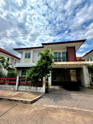 บ้านเดี่ยวให้เช่า : POS ดิเออบาน่า 1 ใกล้ รร.นานาชาติ เพียง 5 นาที บ้านหลังใหญ่ เฟอร์นิเจอร์และเครื่องใช้ไฟฟ้าครบ พร้อมเข้าอยู่