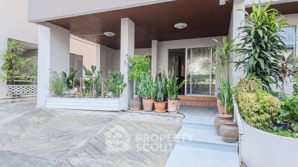 รูป คอนโด 2 ห้องนอน ขนาด 112 ตร.ม. ใน Modern Home Place สวนหลวง (ID 3168437) - รูปที่ 13/21