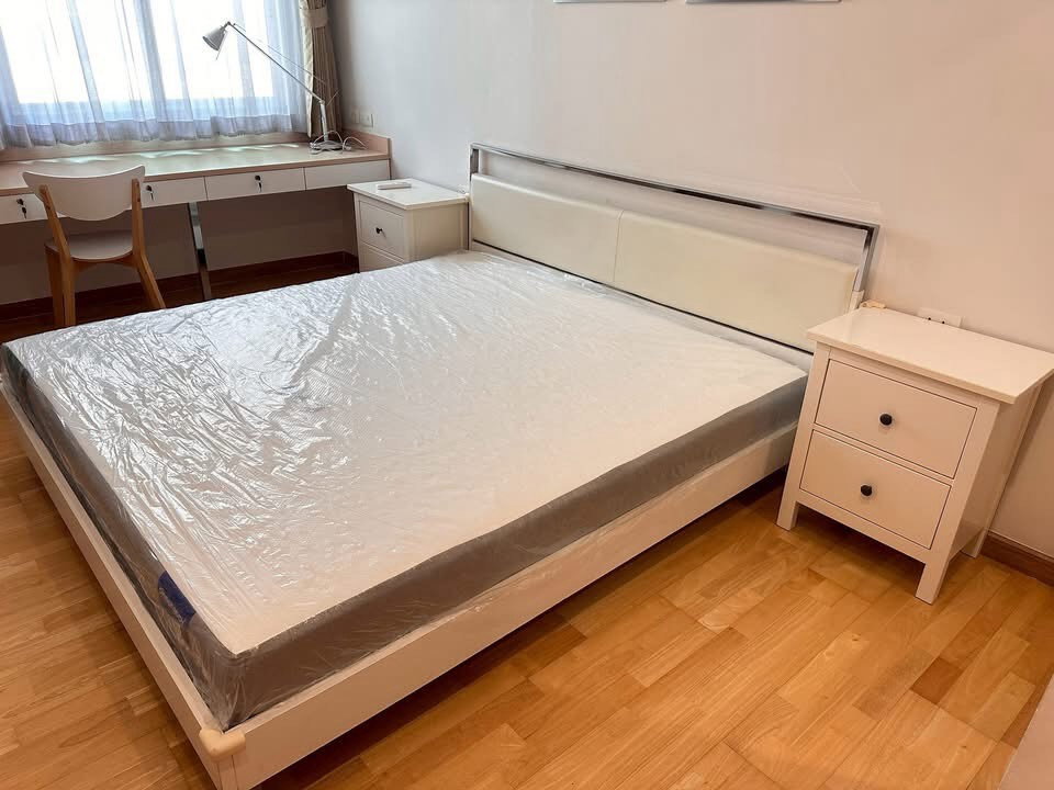 picture Residence                         52  - 3/9