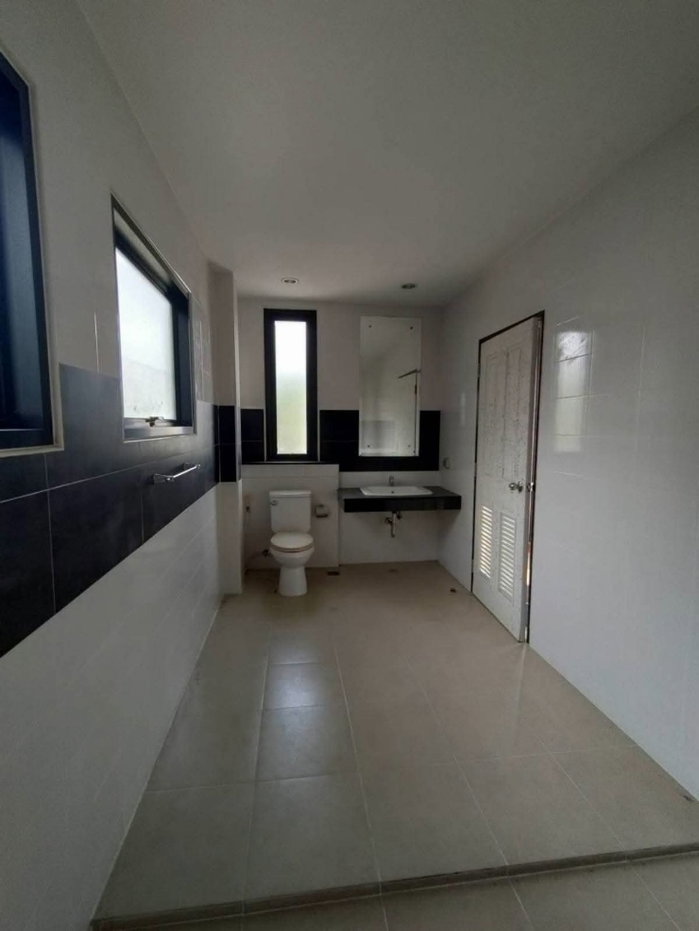 รูป ขายบ้านโครงการกรีนวิลล์บีชบางแสน
ใกล้หาดบางแสน 4.99 ล้าน
- รูปที่ 14/18