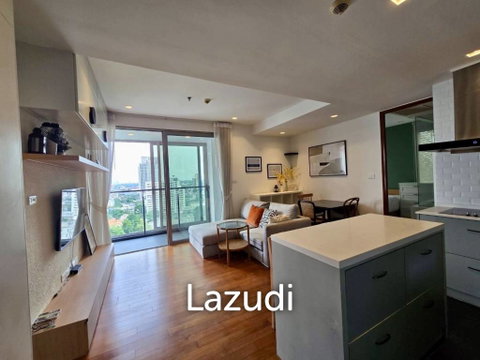 2 bed 2 bath condo 70 sqm at Ashton Morph 38 for rent and sale