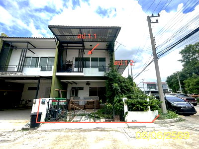 ขายทาวน์โฮม : ทาวน์เฮ้าส์ 34.5 ตร.วา เดอะทรัสต์ทาวน์ วงแหวน-ลำลูกกา ลำลูกกา ปทุมธานี 2.5M