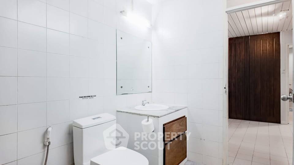 รูป คอนโด 2 ห้องนอน ขนาด 112 ตร.ม. ใน Modern Home Place สวนหลวง (ID 3168437) - รูปที่ 8/21