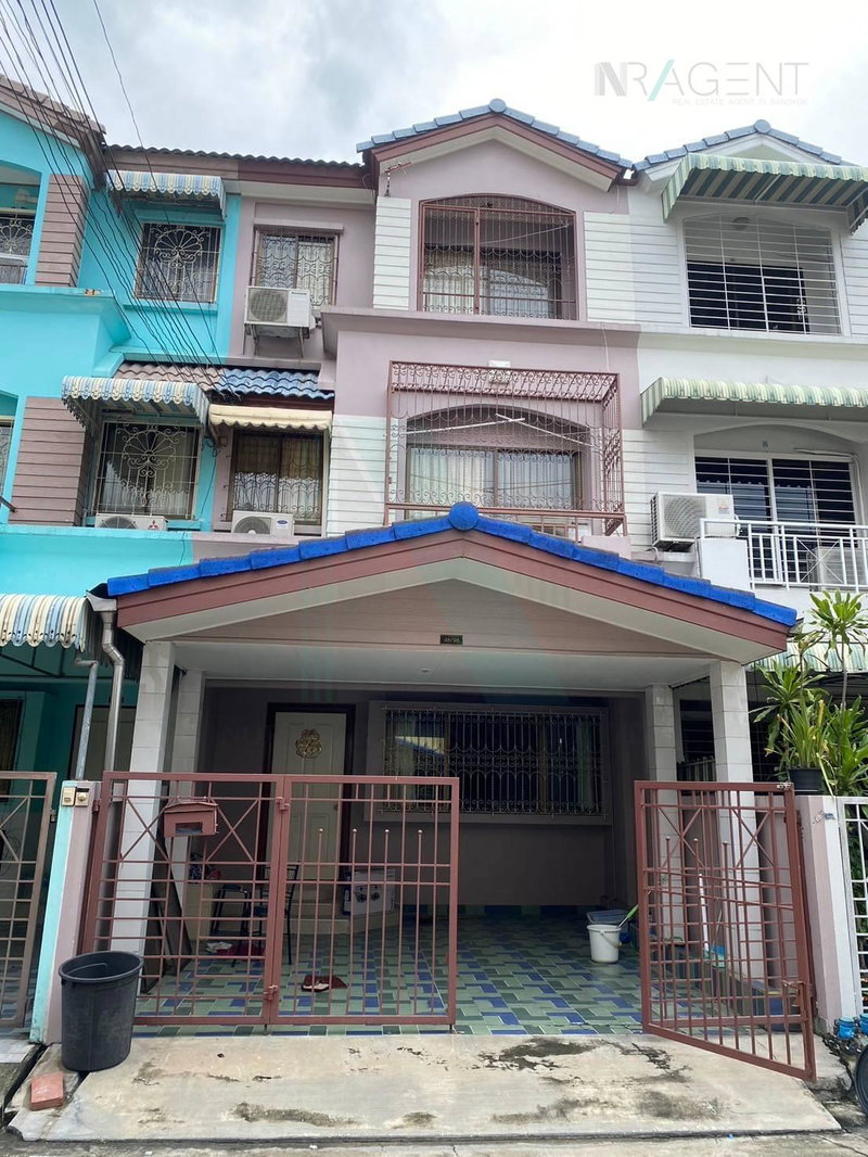 Townhouses for rent : 📌 For Rent 3-story Townhouse BAAN KLANG MUANG RAMA 9 SOI 43 3 bedroom 3 bathroom