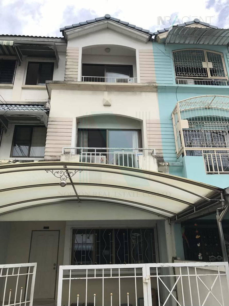 Townhouses for rent : 📌 For Rent 3-story Townhouse BAAN KLANG MUANG RAMA 9 SOI 43 3 bedroom 3 bathroom