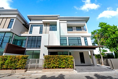 บ้านเดี่ยว กรุงเทพมหานคร : 📌 ขายบ้านเดี่ยว โครงการ เดอะ ซีนีธ 3 ชั้น 3 ห้องนอน 4 ห้องน้ำ