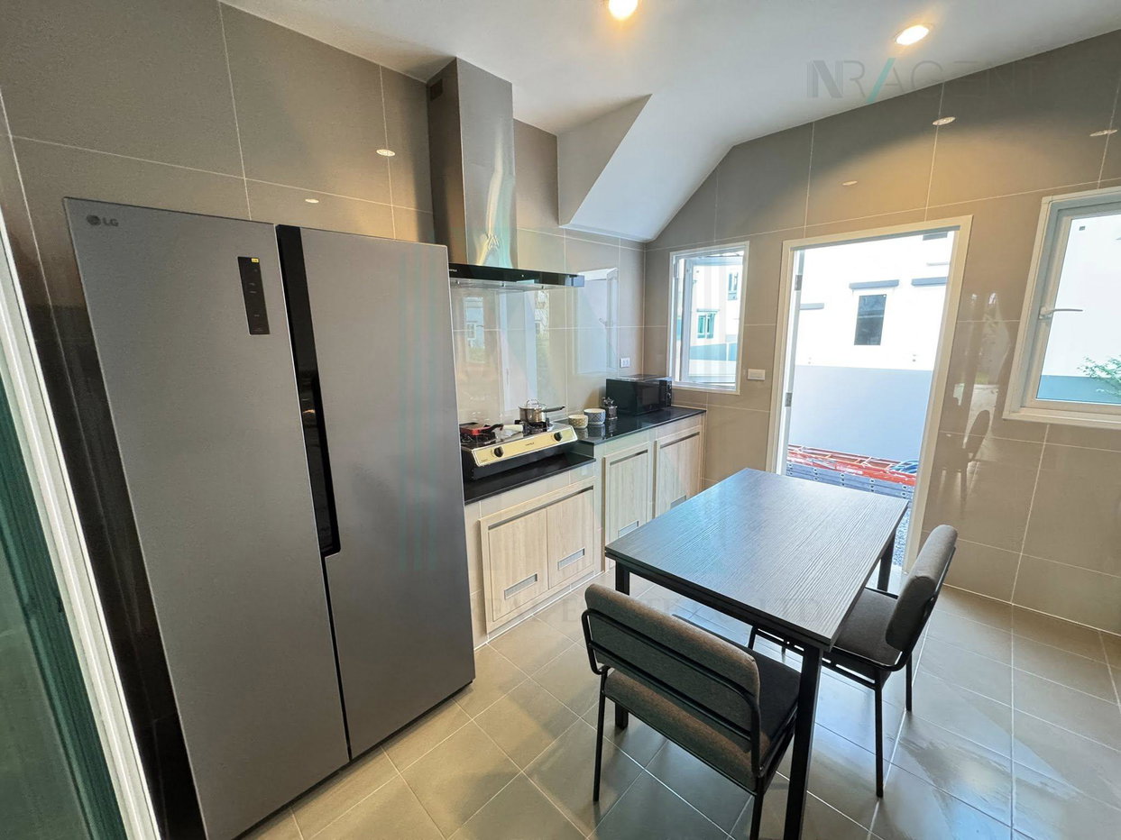 รูป 📌 ให้เช่าบ้านเดี่ยว 2 ชั้น สราญสิริ จตุโชติ 4 ห้องนอน 5 ห้องน้ำ - รูปที่ 3/8
